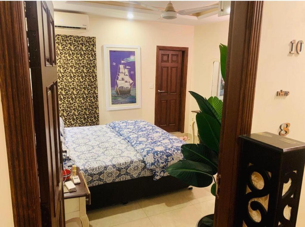 Stunning And Peaceful 1Bhk,Free Parking + Wifi Leilighet Islamabad Eksteriør bilde