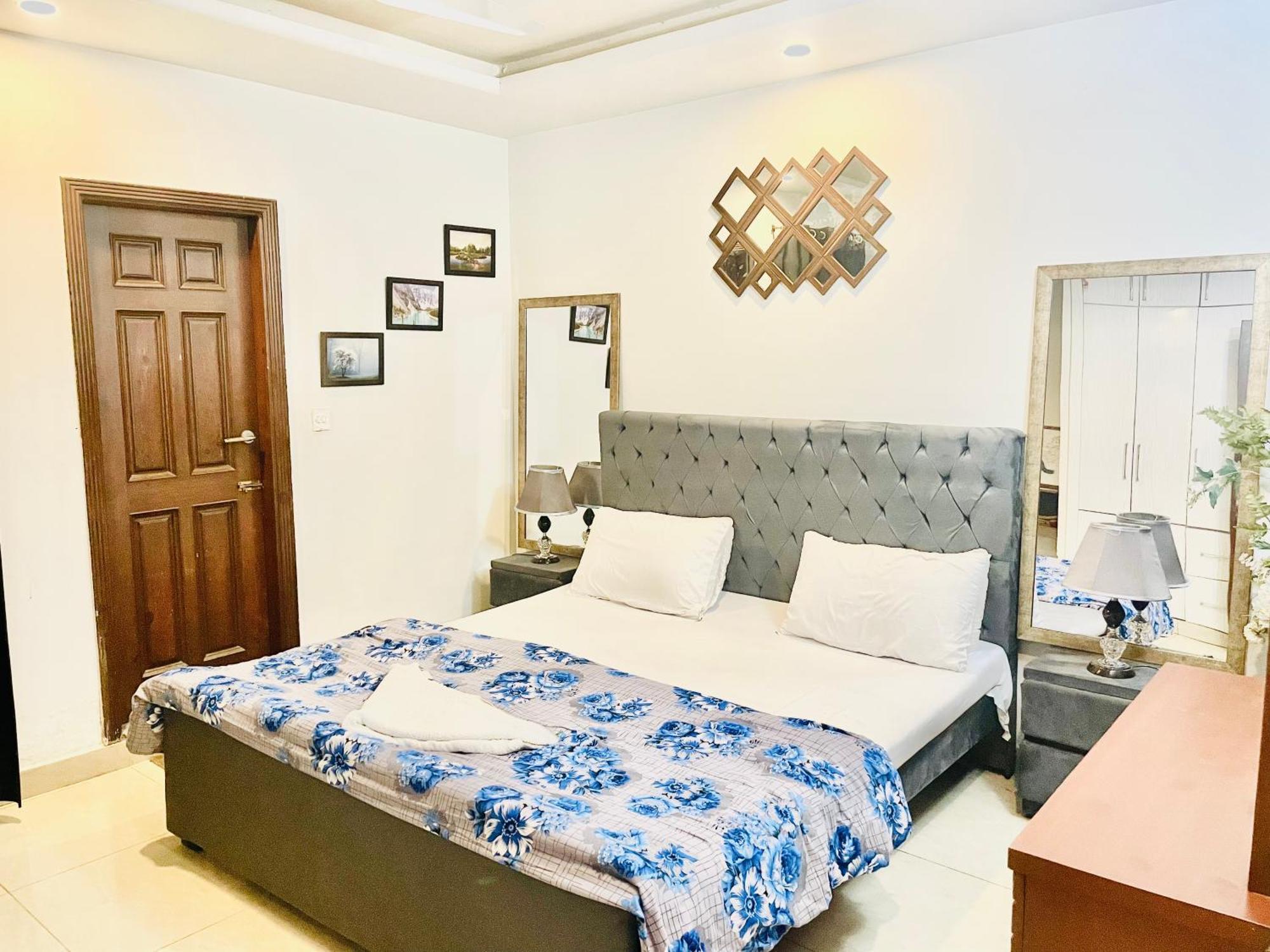 Stunning And Peaceful 1Bhk,Free Parking + Wifi Leilighet Islamabad Eksteriør bilde